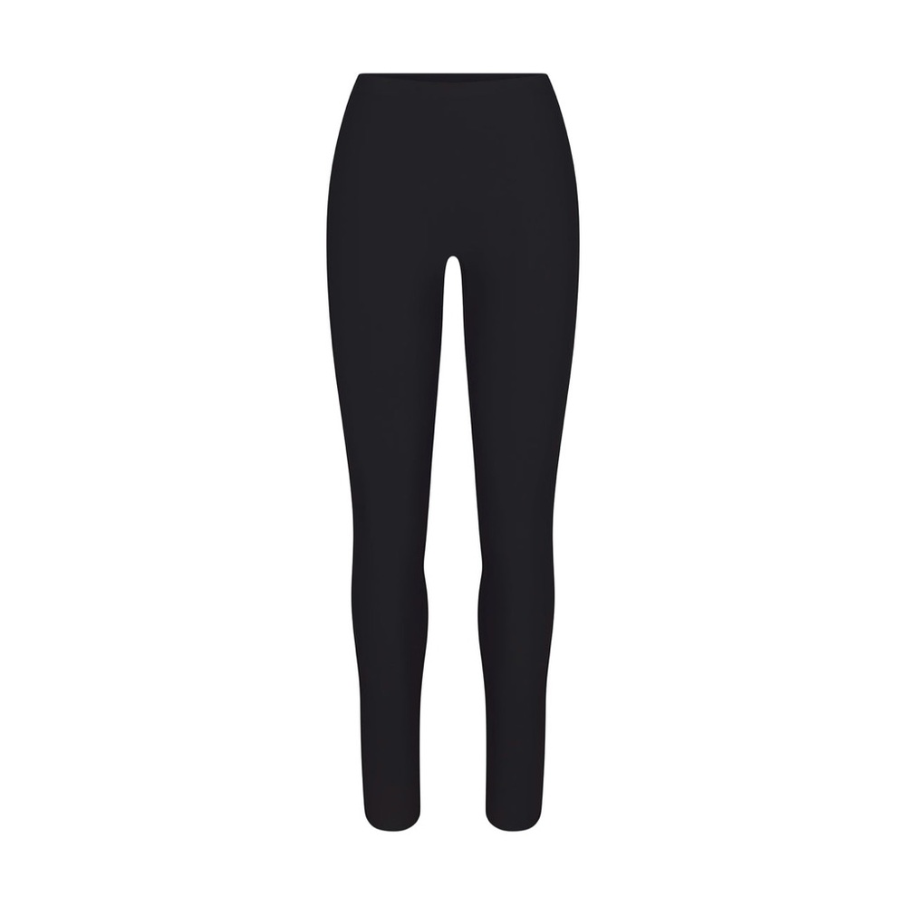 SKIMS Butt Enhancing Padded Leggings